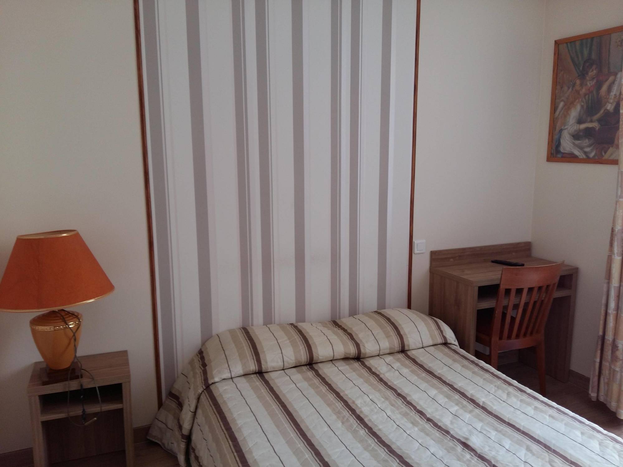 Hotel Roi René París